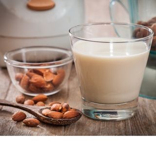 Does Almond Milk Cause Constipation? 1 Almond Milk
