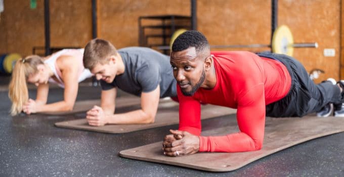 How To Start Calisthenics For Beginners? 17 Plank